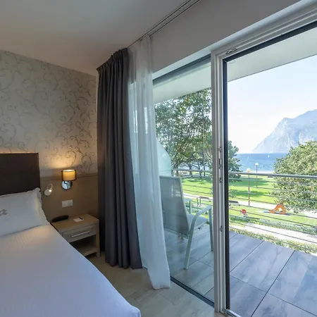Otel Bellariva Riva del Garda